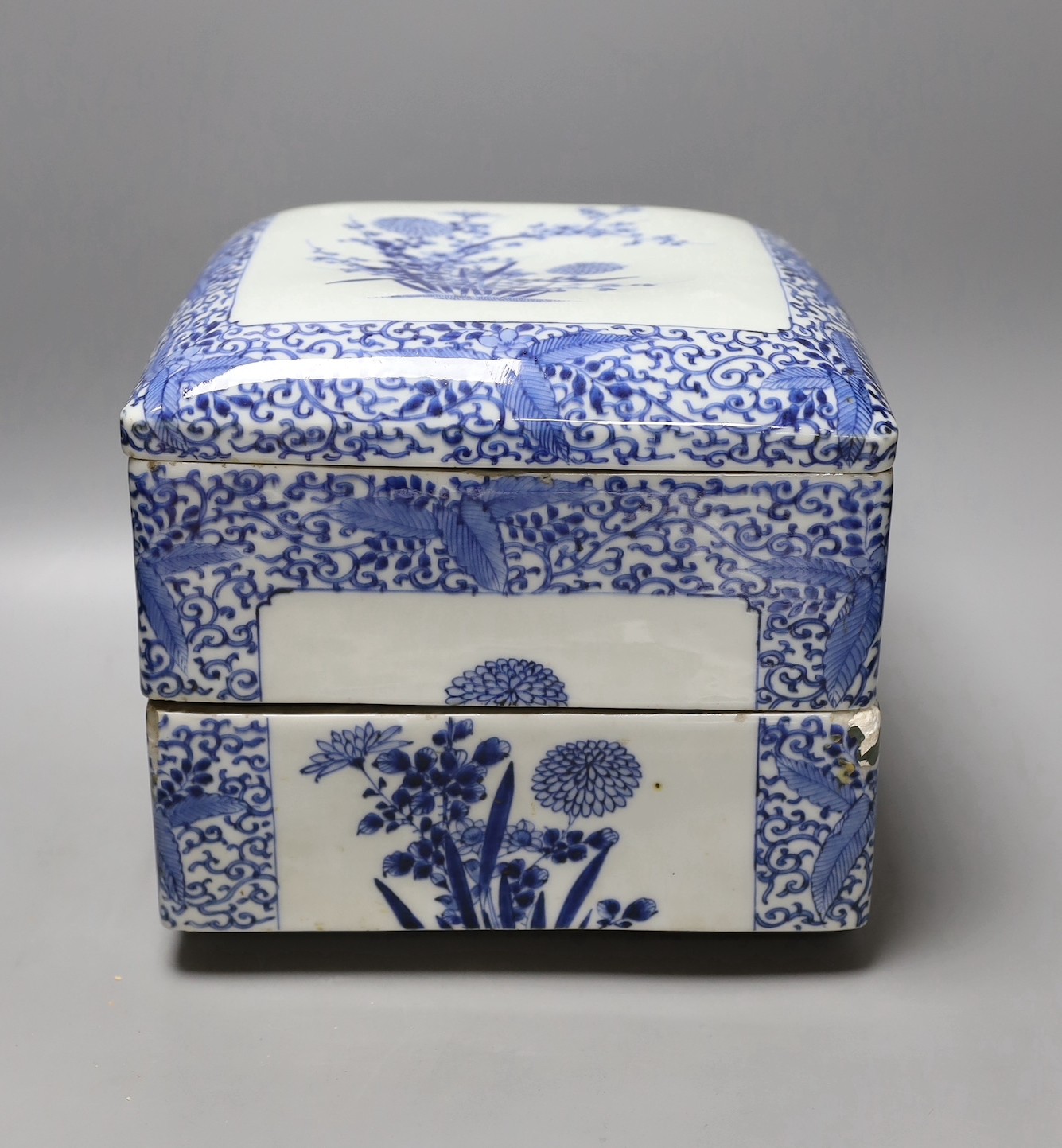 A 19th century Japanese Arita stacking food box (sections missing)